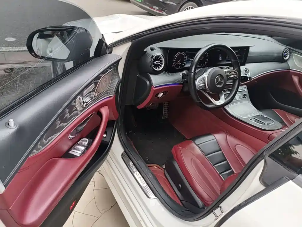 Mercedes-Benz CLS — фото 16