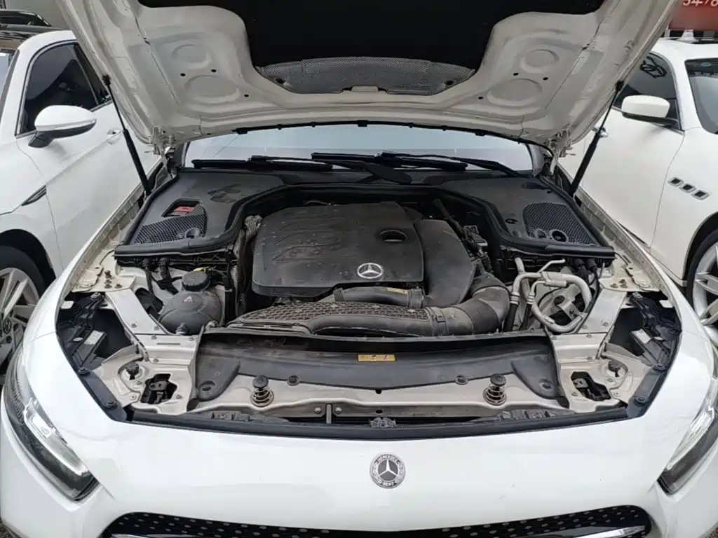 Mercedes-Benz CLS — фото 20