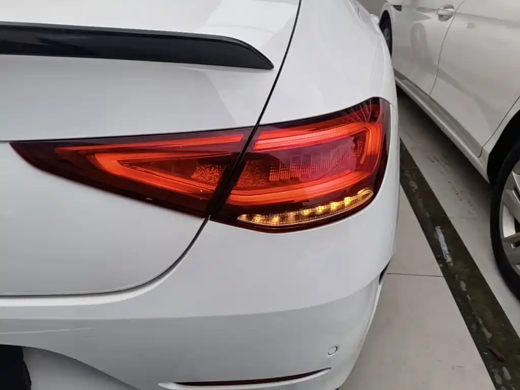 Mercedes-Benz CLS — фото 8