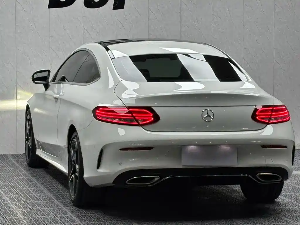 Mercedes-Benz C-Class (Import) — фото 7