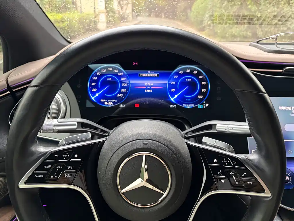 Mercedes-Benz EQS — фото 14