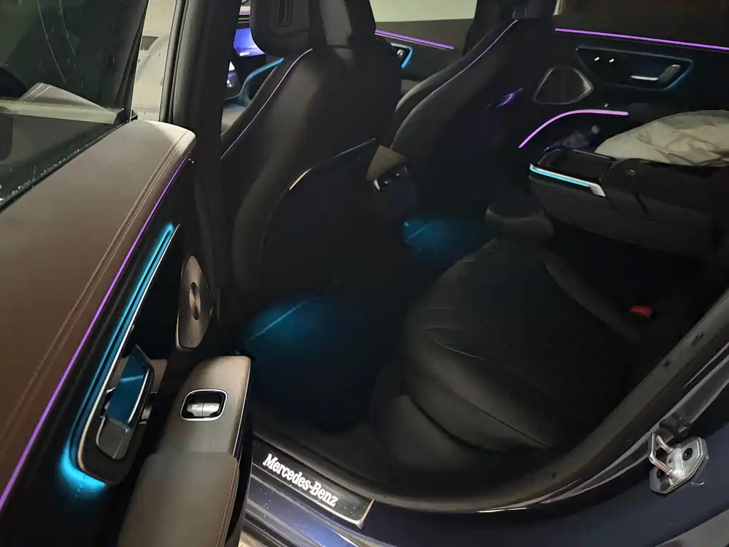 Mercedes-Benz EQS — фото 15