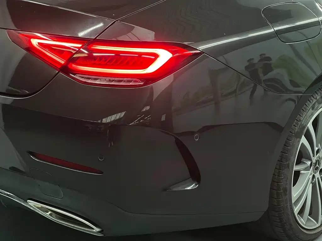 Mercedes-Benz CLS — фото 4