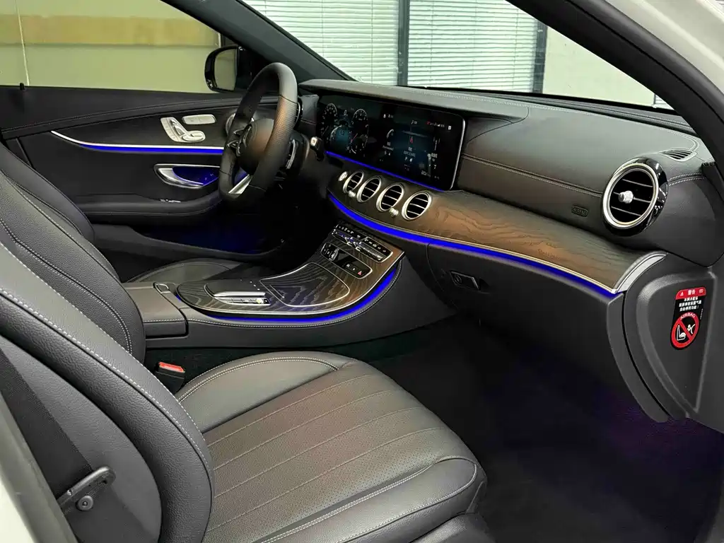 Mercedes-Benz E-Class (Import) — фото 13