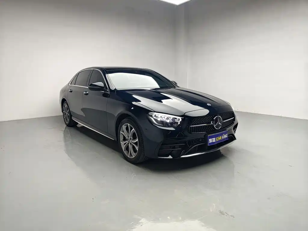 Mercedes-Benz E-Class — фото 3