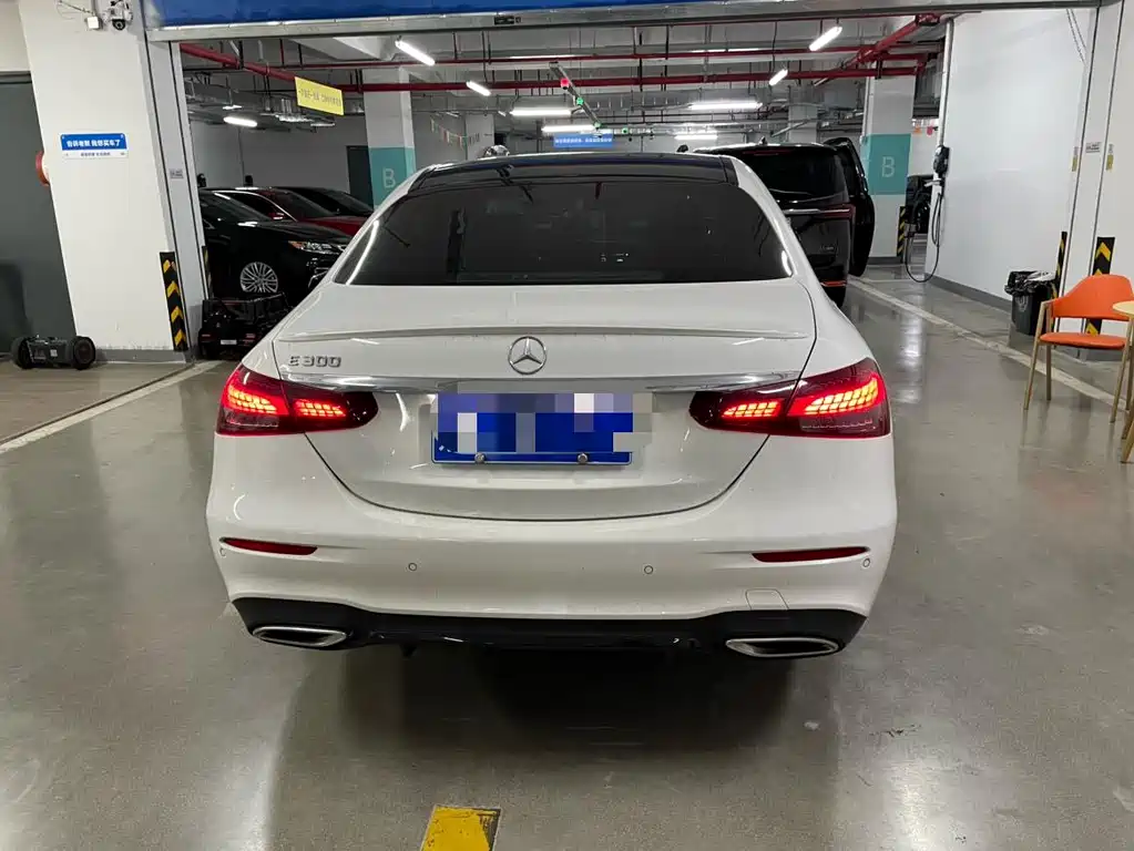 Mercedes-Benz E-Class (Import) — фото 10