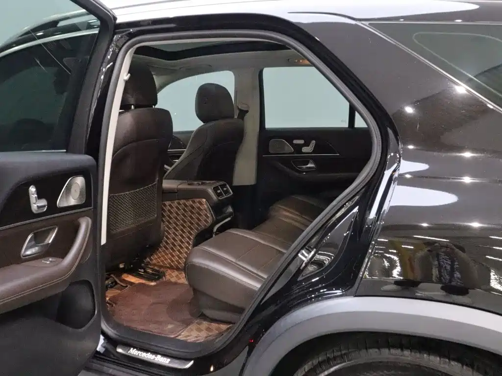 Mercedes-Benz GLE (Import) — фото 11