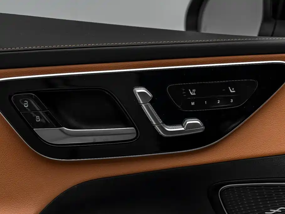 Mercedes-Benz GLC — фото 15