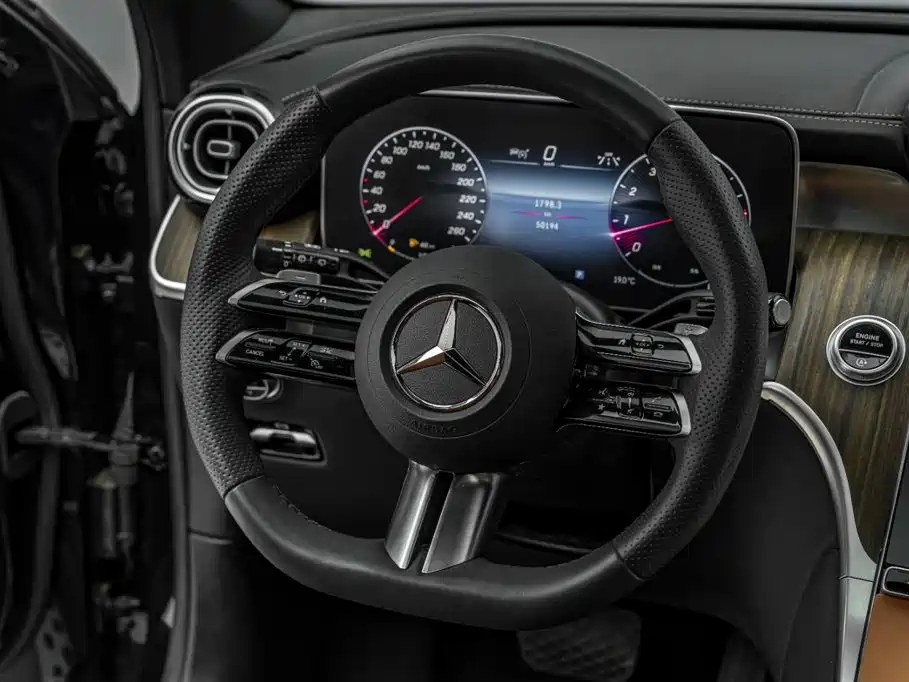 Mercedes-Benz GLC — фото 32