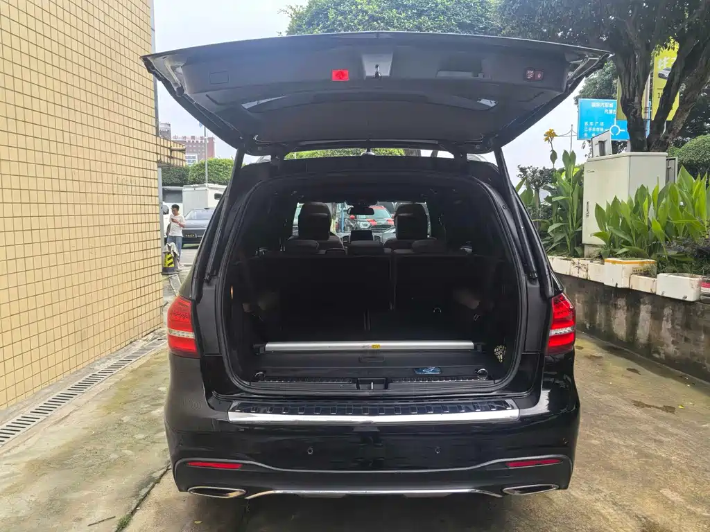 Mercedes-Benz GLS — фото 14