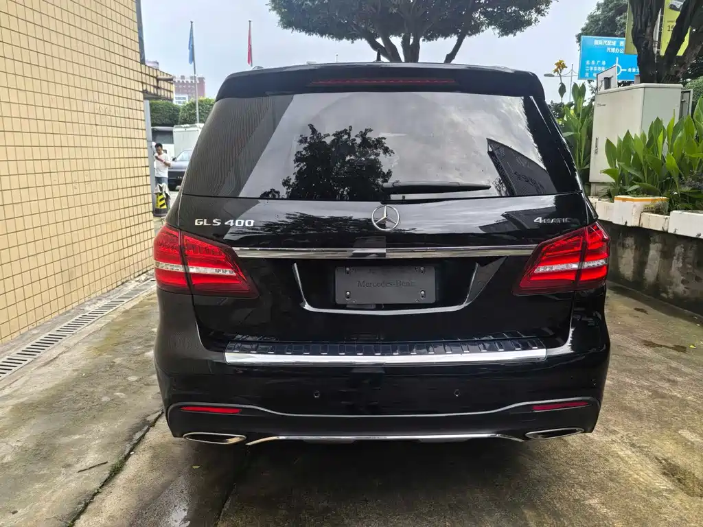 Mercedes-Benz GLS — фото 5