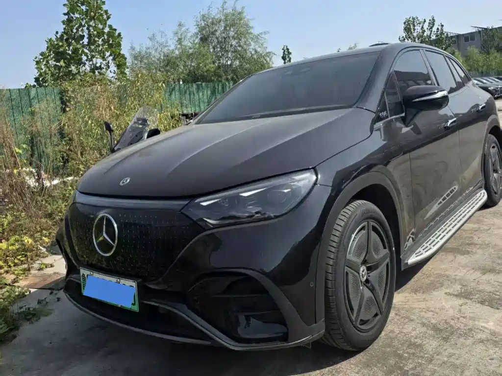 Mercedes-Benz EQE SUV — фото 2