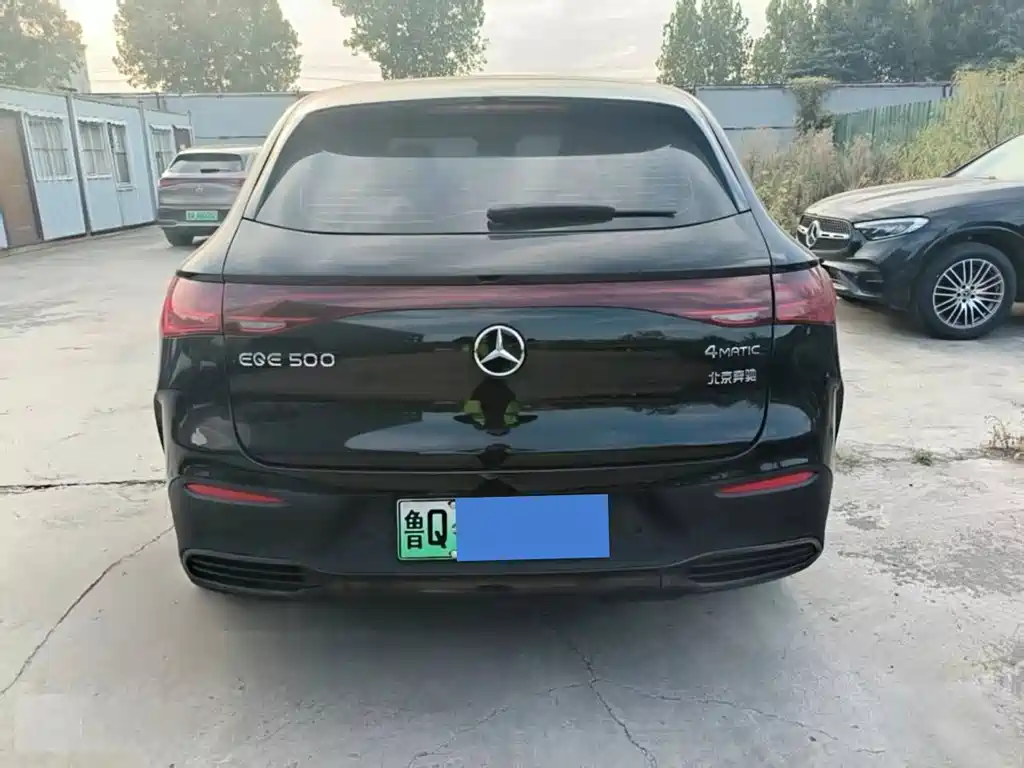 Mercedes-Benz EQE SUV — фото 4