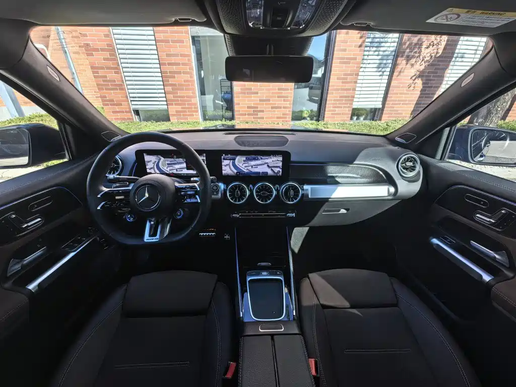 Mercedes-Benz GLB AMG — фото 6
