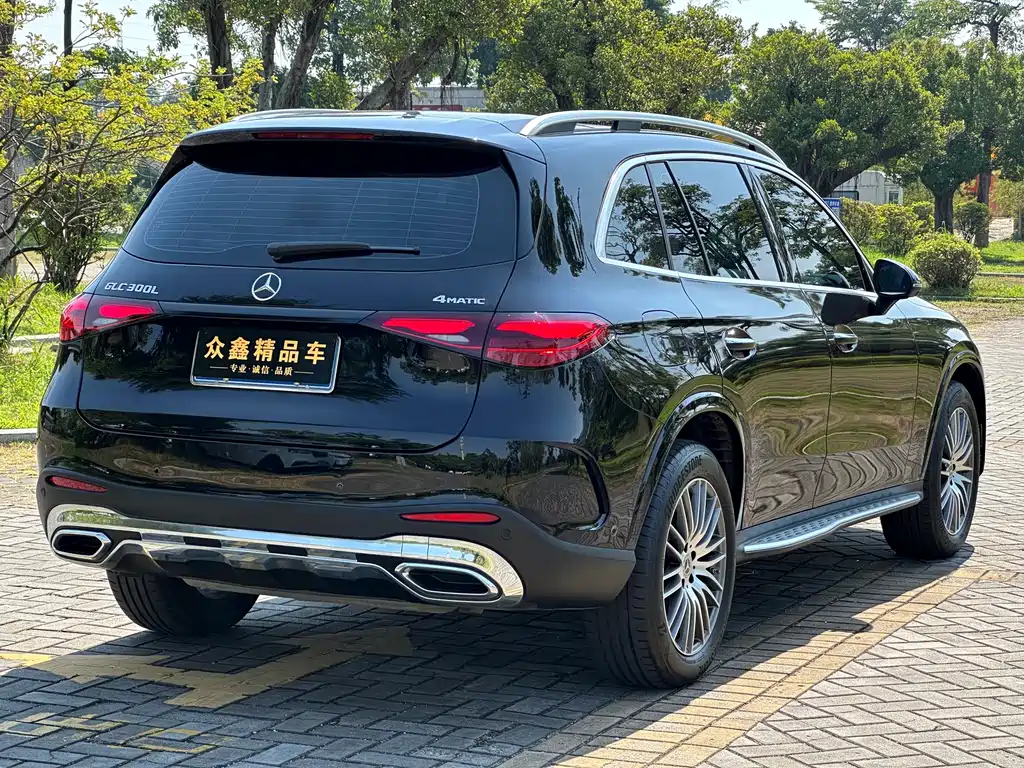 Mercedes-Benz GLC — фото 15