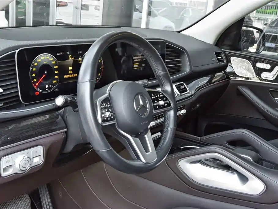 Mercedes-Benz GLE (Import) — фото 10