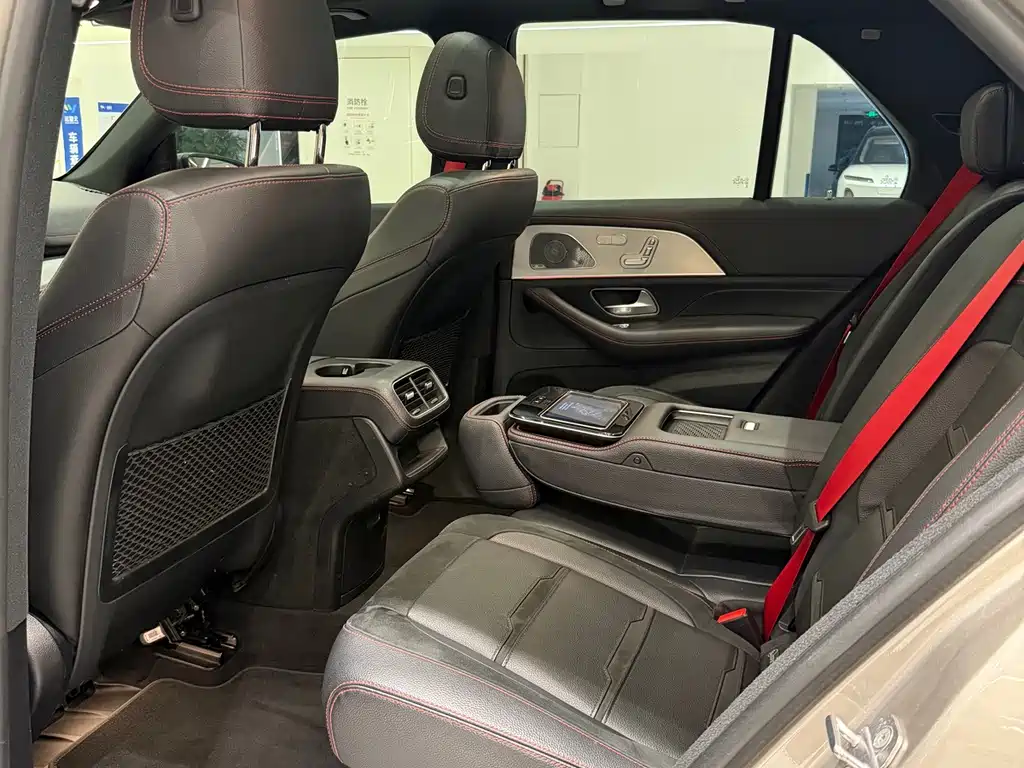 Mercedes-Benz GLE AMG — фото 7