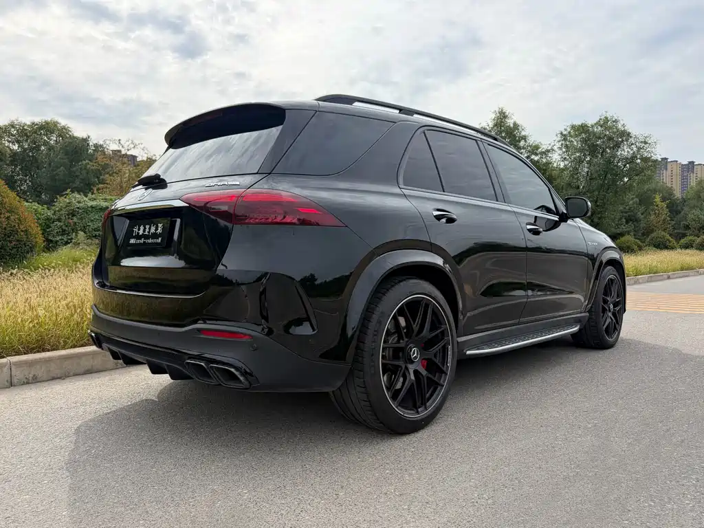 Mercedes-Benz GLE AMG — фото 11