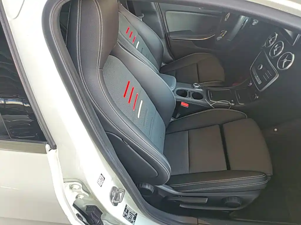 Mercedes-Benz A-Class (Import) — фото 25