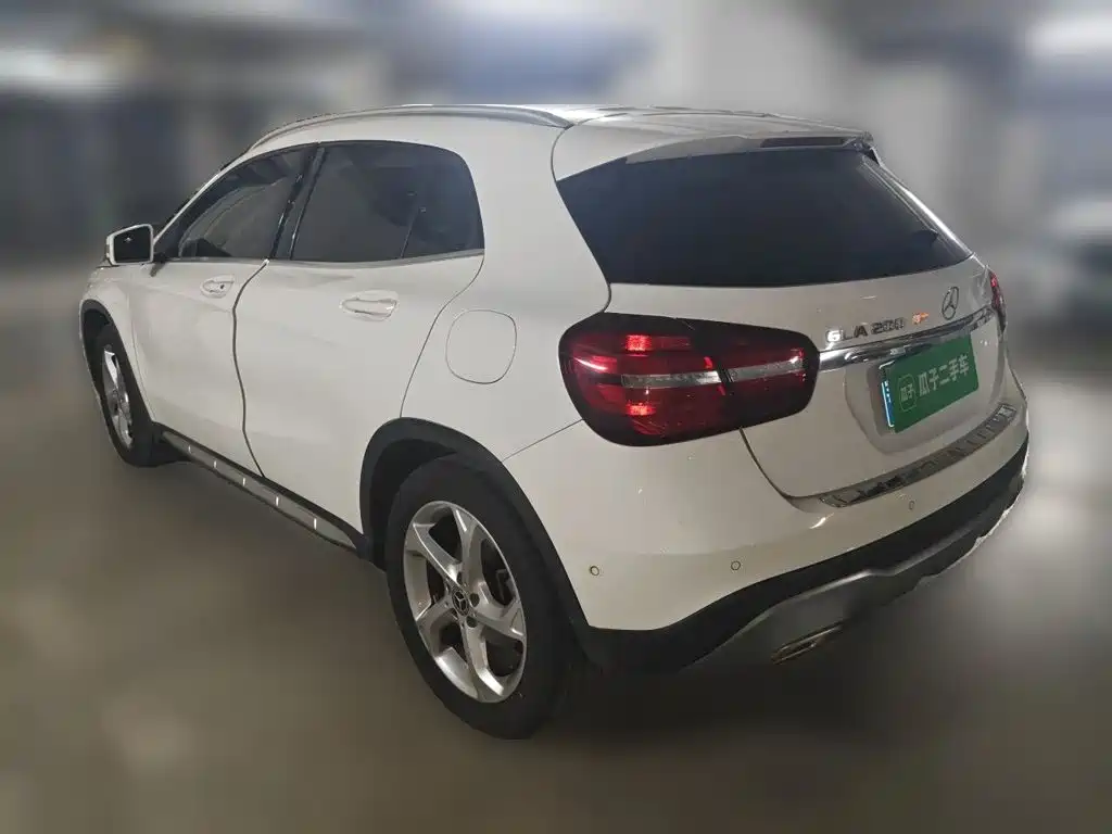 Mercedes-Benz GLA — фото 4