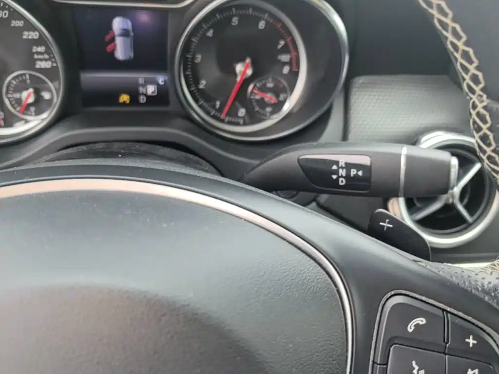 Mercedes-Benz GLA — фото 14