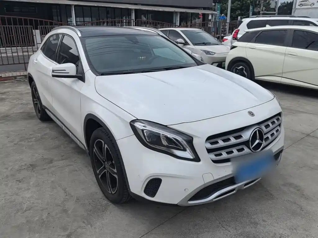 Mercedes-Benz GLA — фото 4