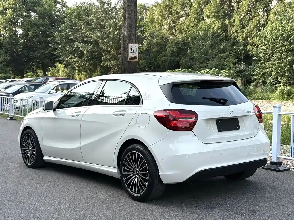 Mercedes-Benz A-Class (Import) — фото 4