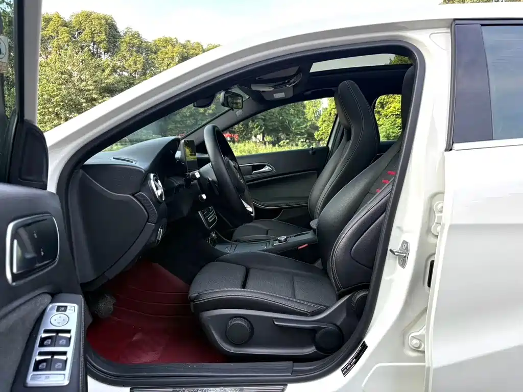 Mercedes-Benz A-Class (Import) — фото 7