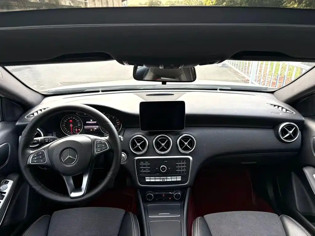 Mercedes-Benz A-Class (Import) — фото 8