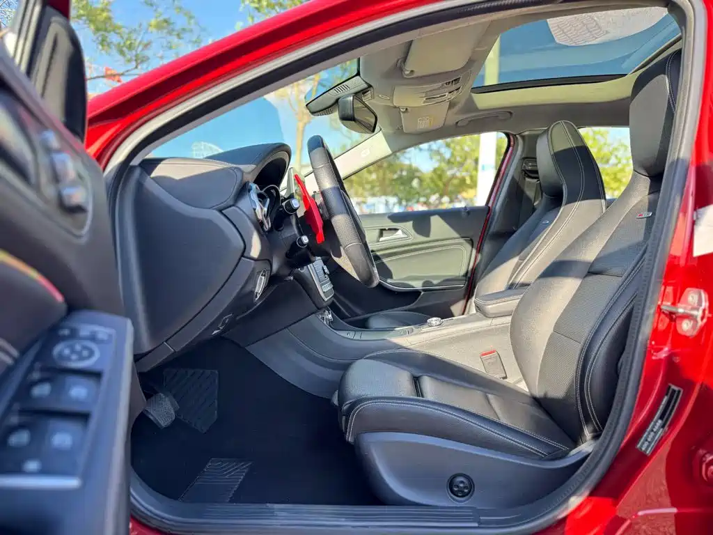 Mercedes-Benz GLA — фото 5