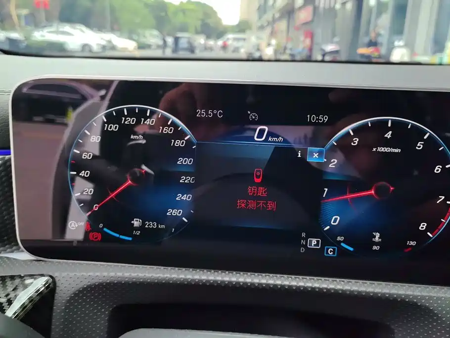 Mercedes-Benz A-Class — фото 14