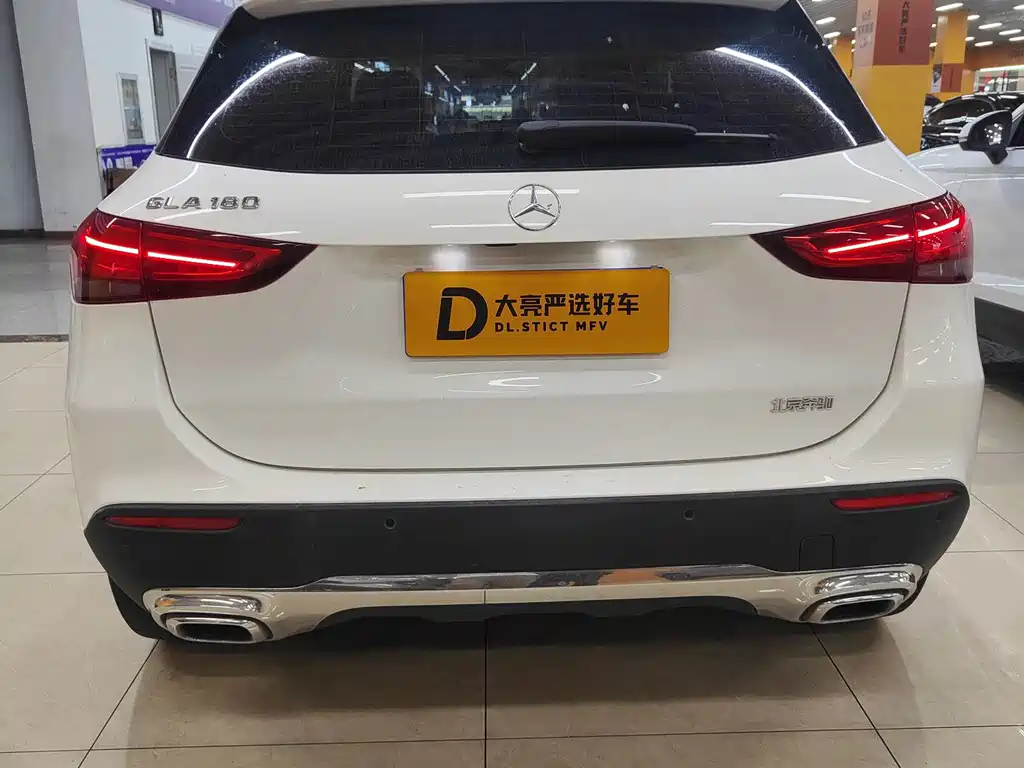 Mercedes-Benz GLA — фото 3