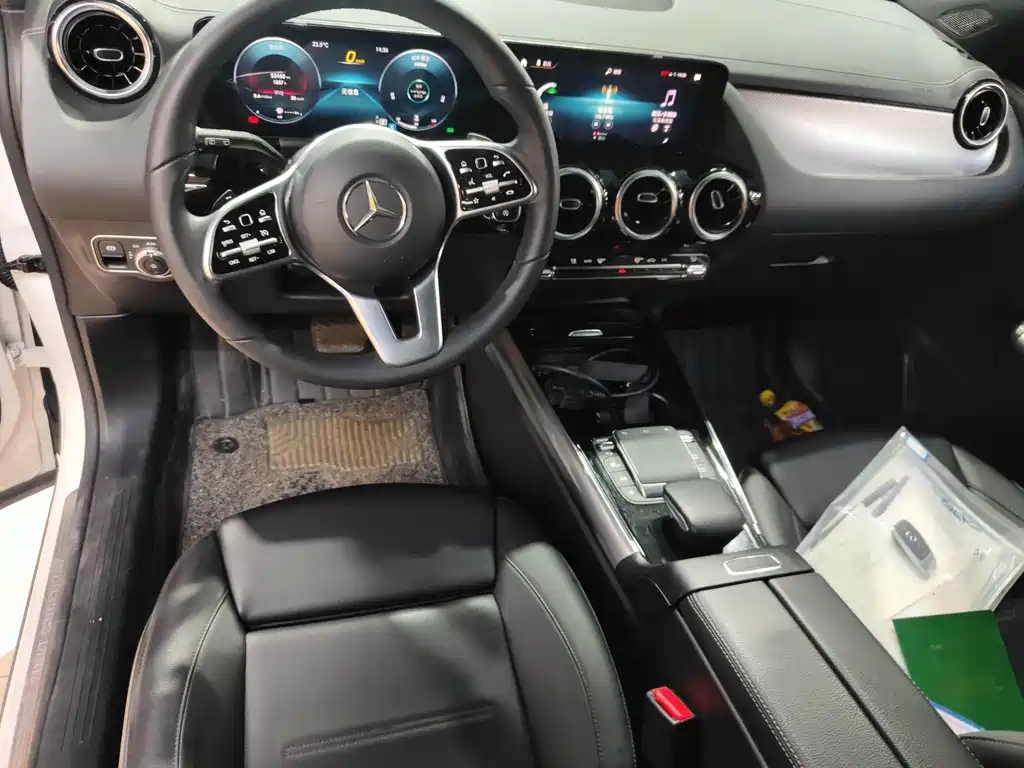 Mercedes-Benz GLA — фото 6