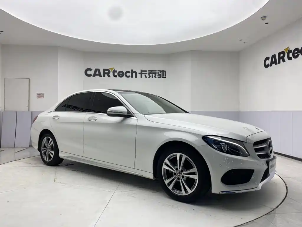 Mercedes-Benz C-Class — фото 2