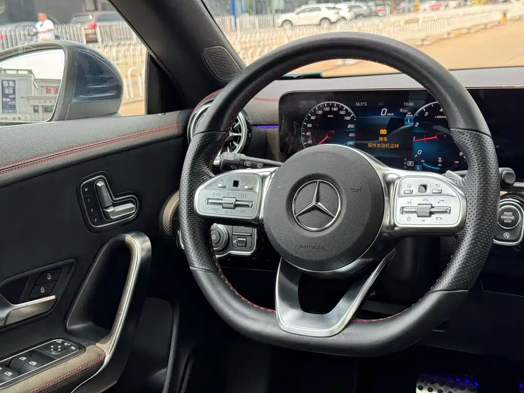 Mercedes-Benz CLA (Import) — фото 15