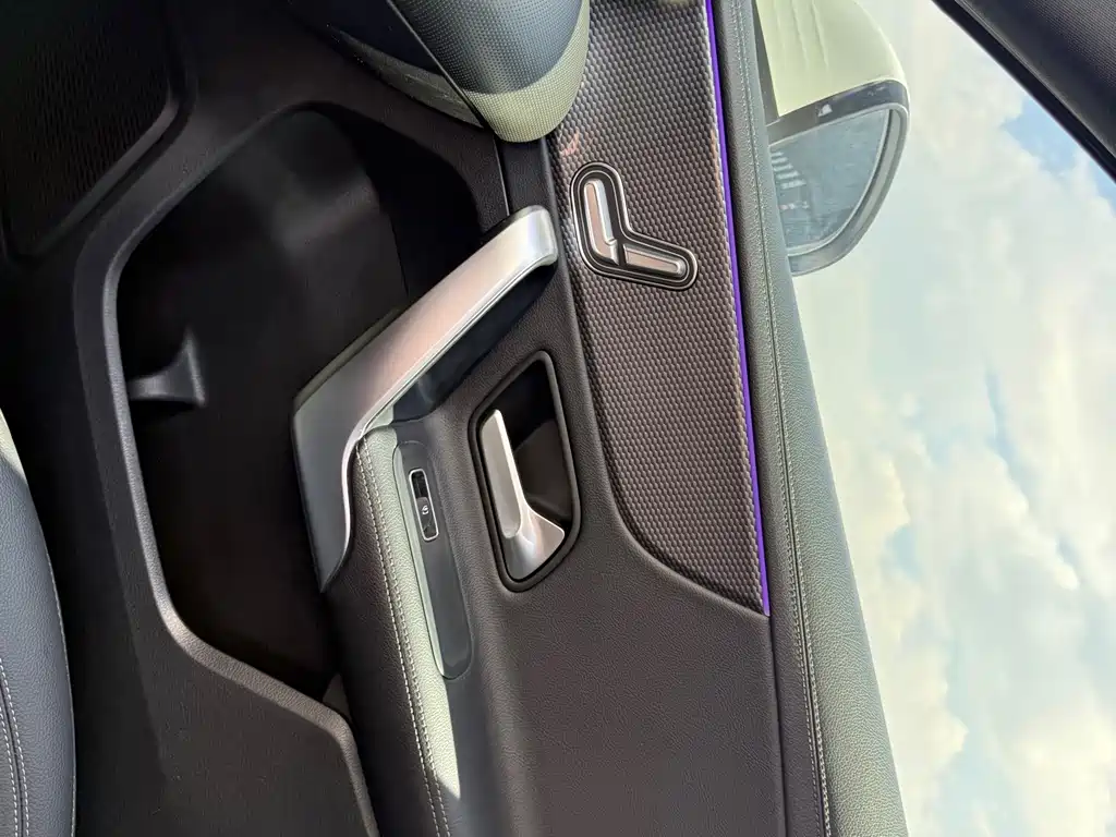 Mercedes-Benz A-Class — фото 27
