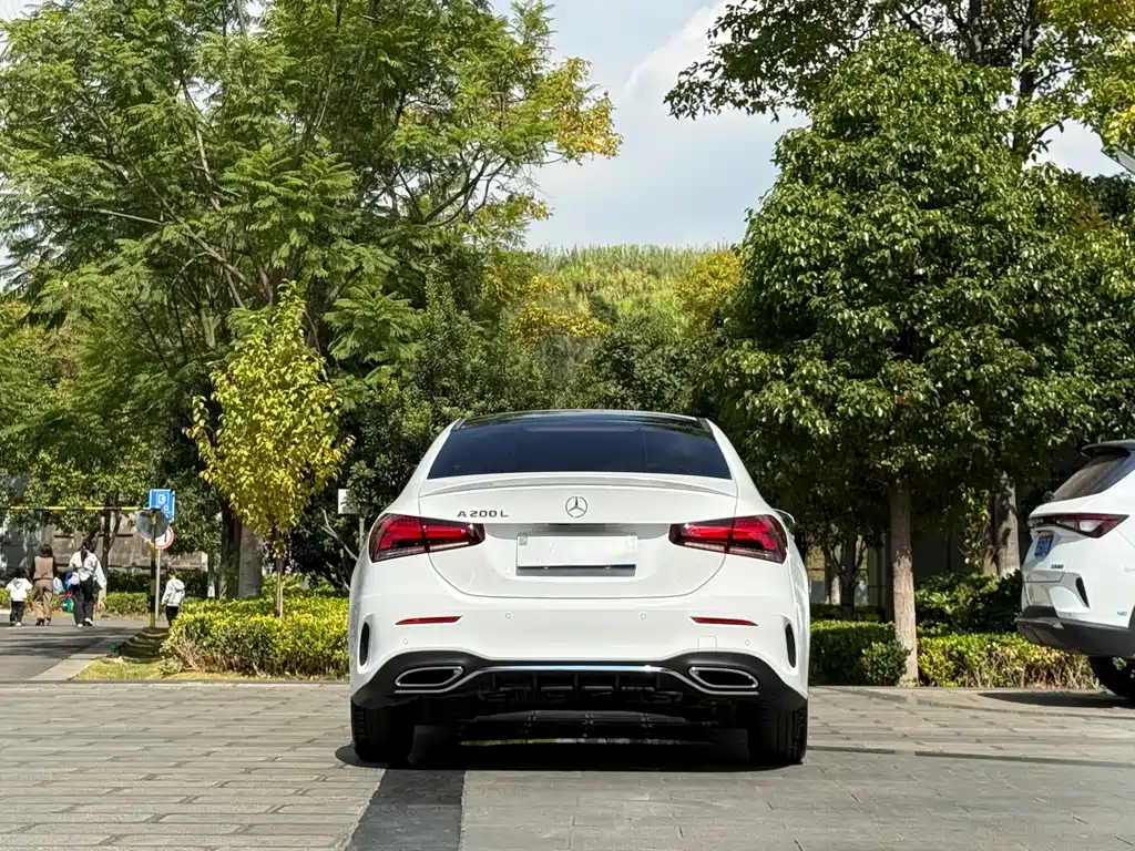 Mercedes-Benz A-Class — фото 8