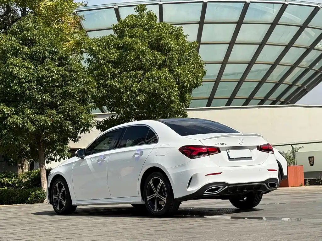 Mercedes-Benz A-Class — фото 9