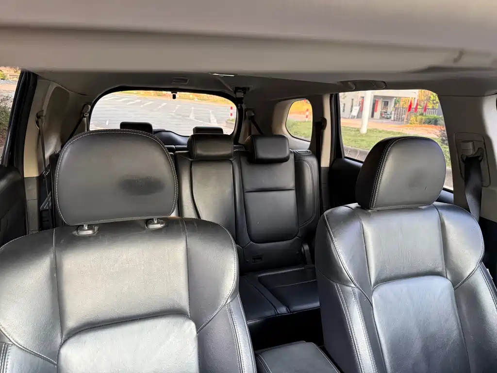 Mitsubishi Outlander — фото 11