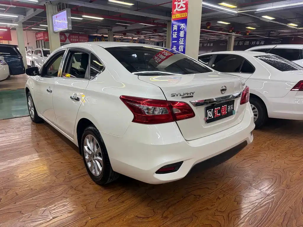 Nissan Sylphy — фото 4