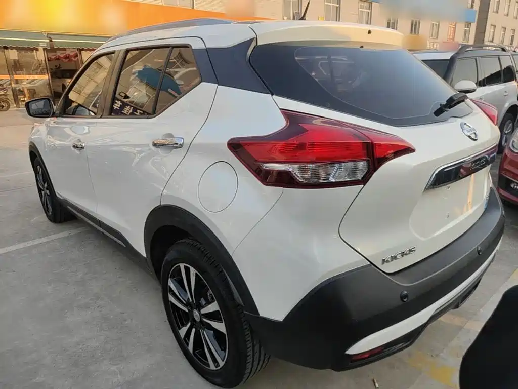 Nissan Kicks — фото 5