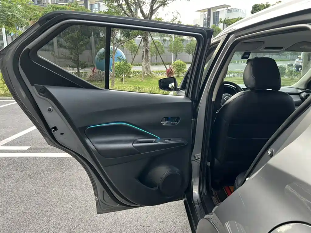 Nissan Kicks — фото 21