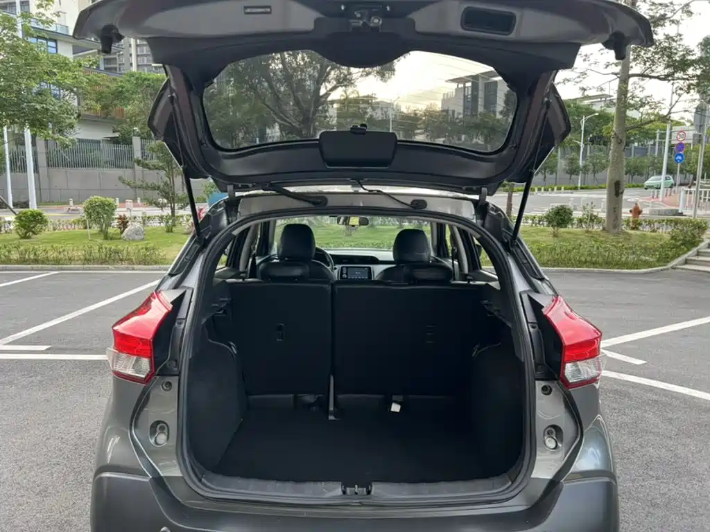 Nissan Kicks — фото 10