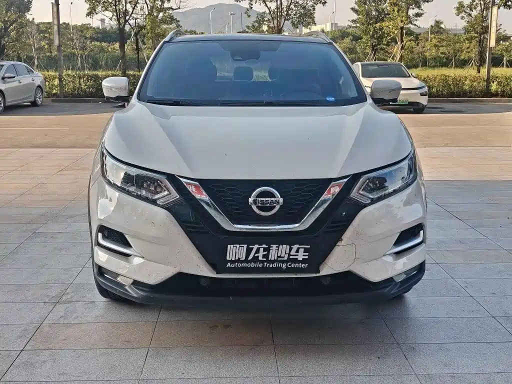 Nissan Qashqai — фото 2