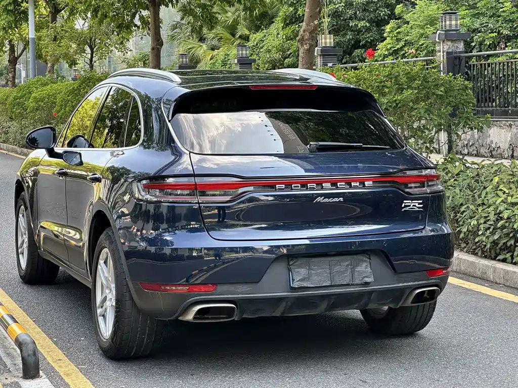 Porsche Macan — фото 9