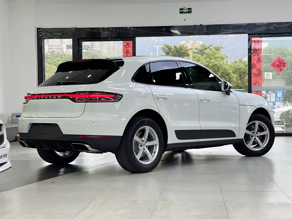 Porsche Macan — фото 4