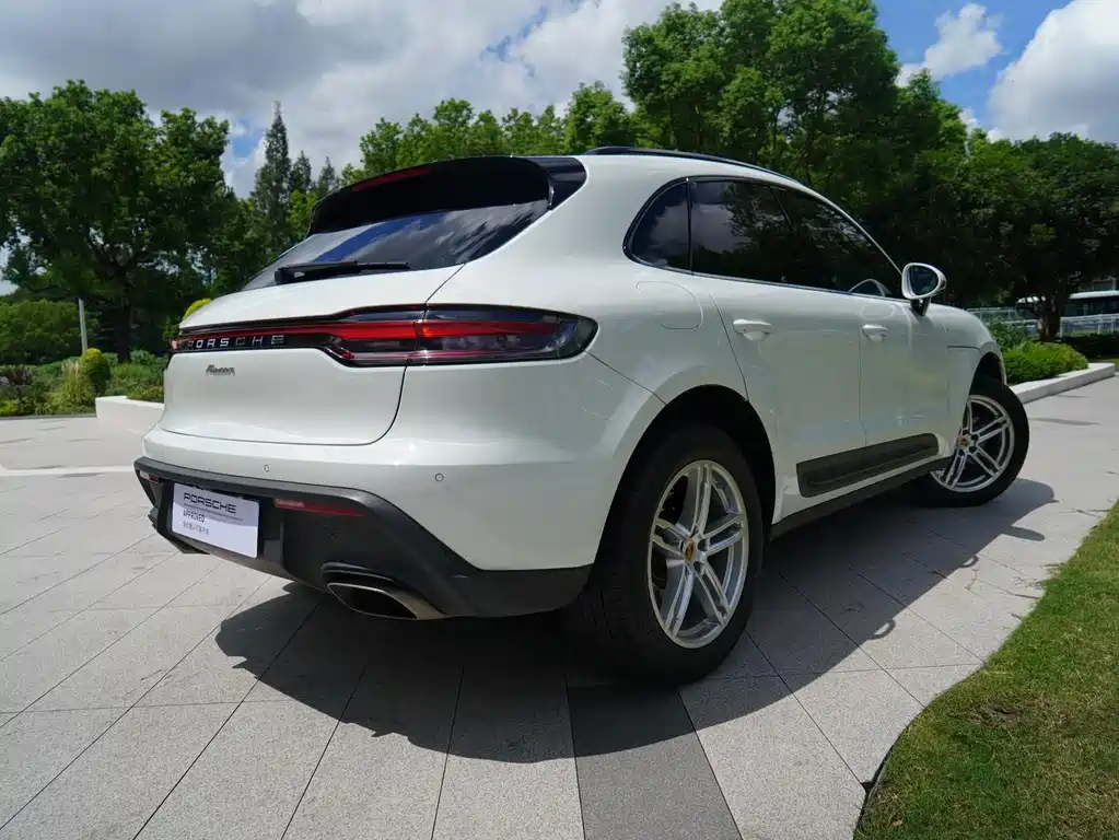 Porsche Macan — фото 13