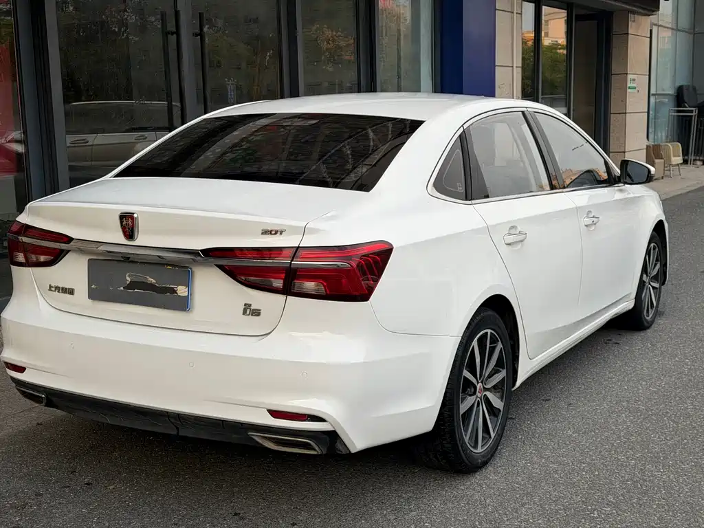 Roewe i6 Classic — фото 3