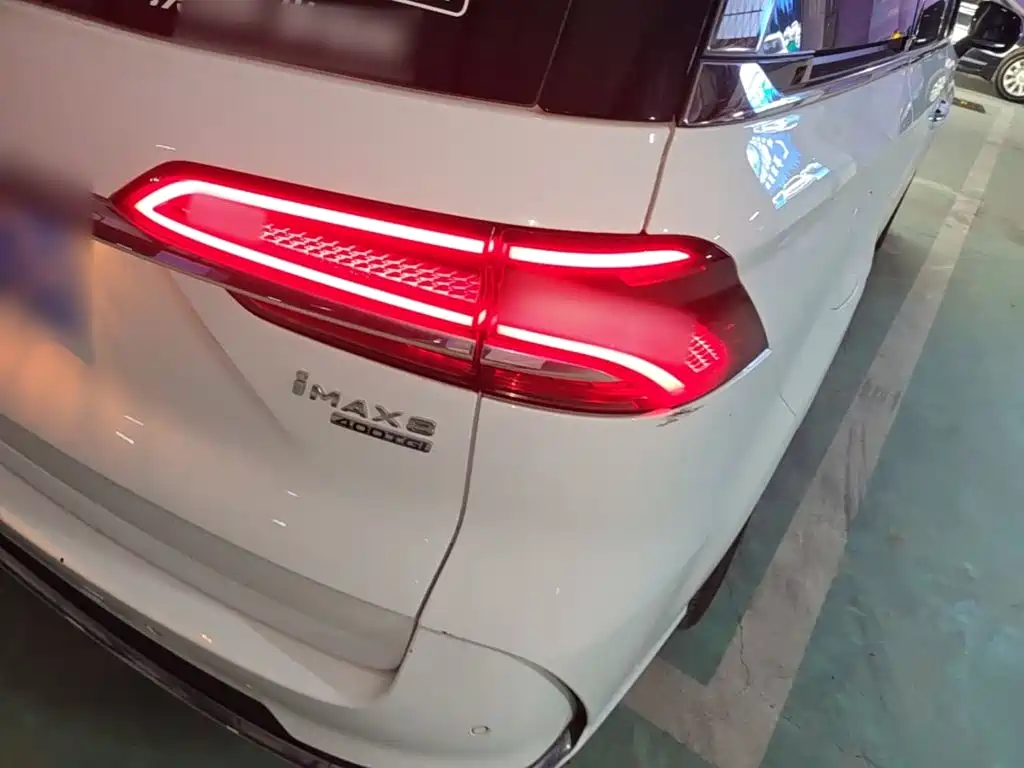 Roewe iMAX8 — фото 8