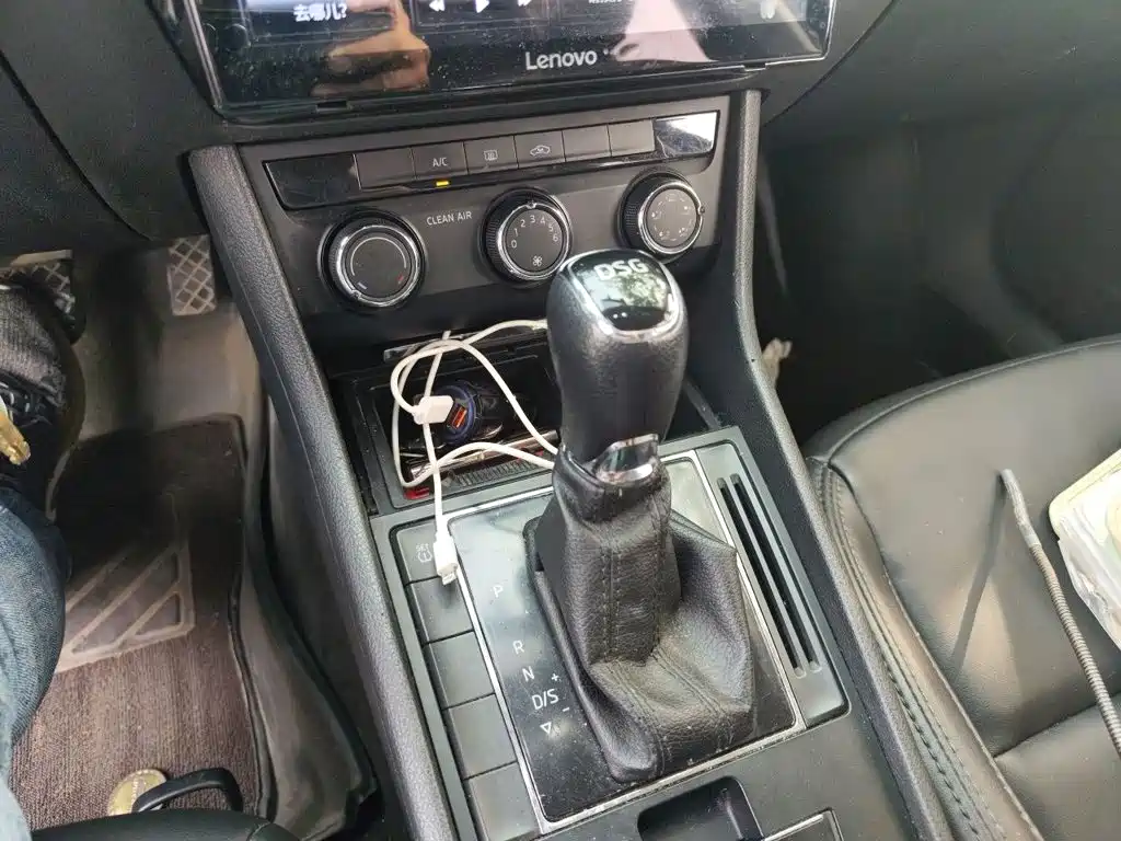 Skoda Superb — фото 7